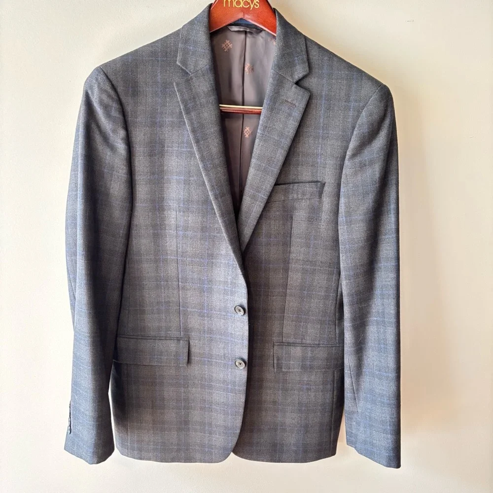 Ryan Seacrest Distinction Charcoal Plaid Blazer size 38R